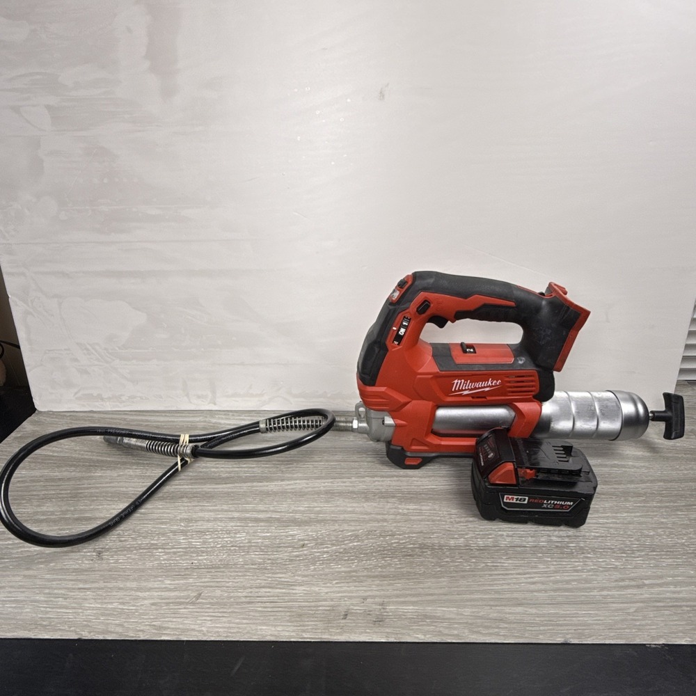 Milwaukee 2646-20 M18 18V Lithium-Ion Cordless  Grease Gun W 5AH BATTERY C37